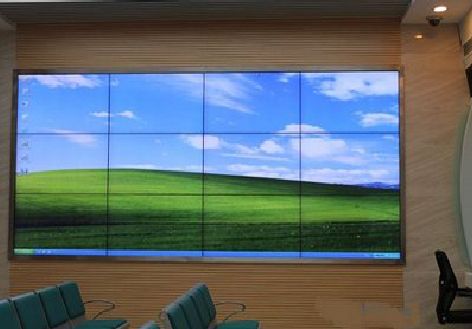 丰都液晶拼接屏的另类用法。